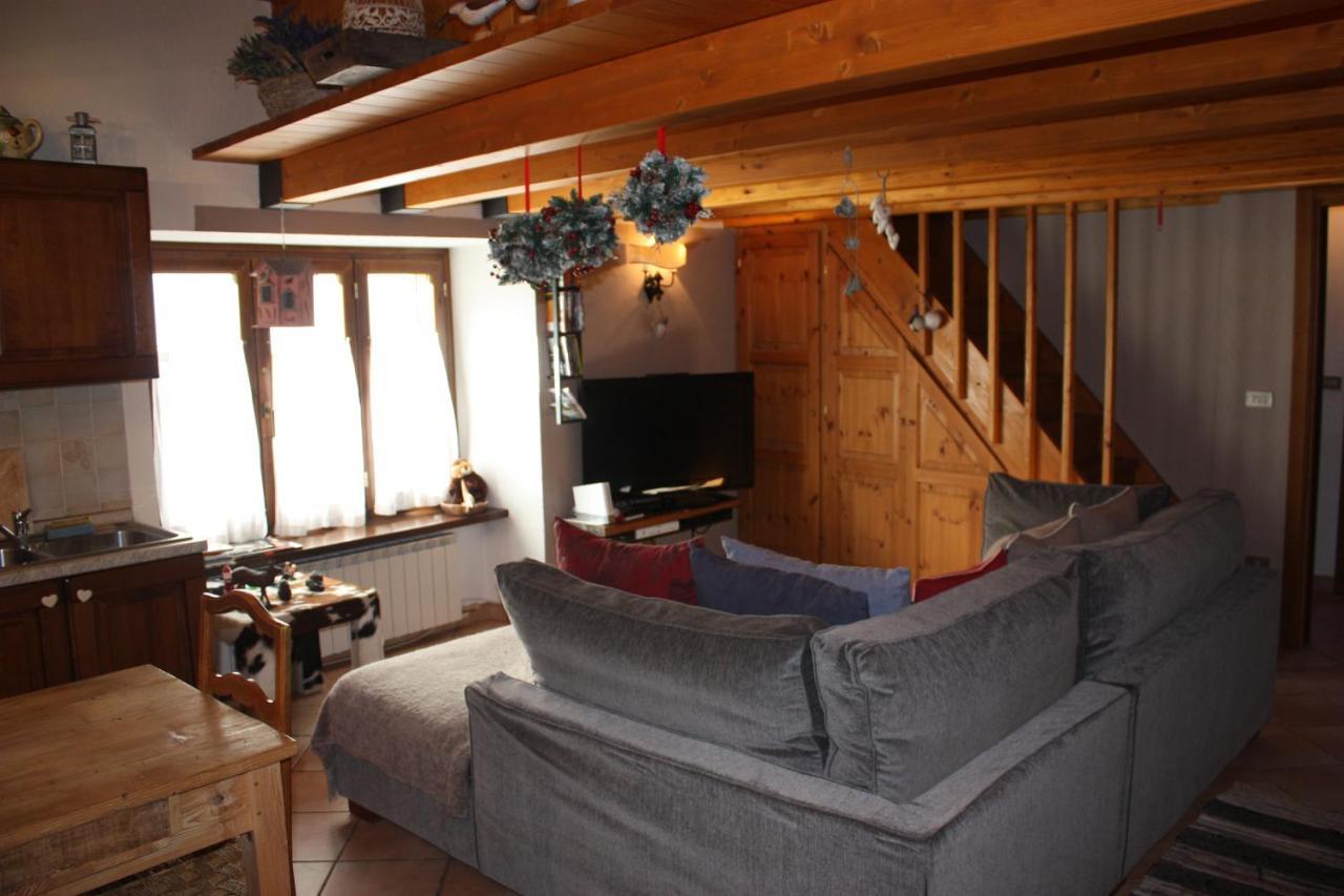 Appartamenti Vista Monte Bianco Courmayeur-Entreves Экстерьер фото